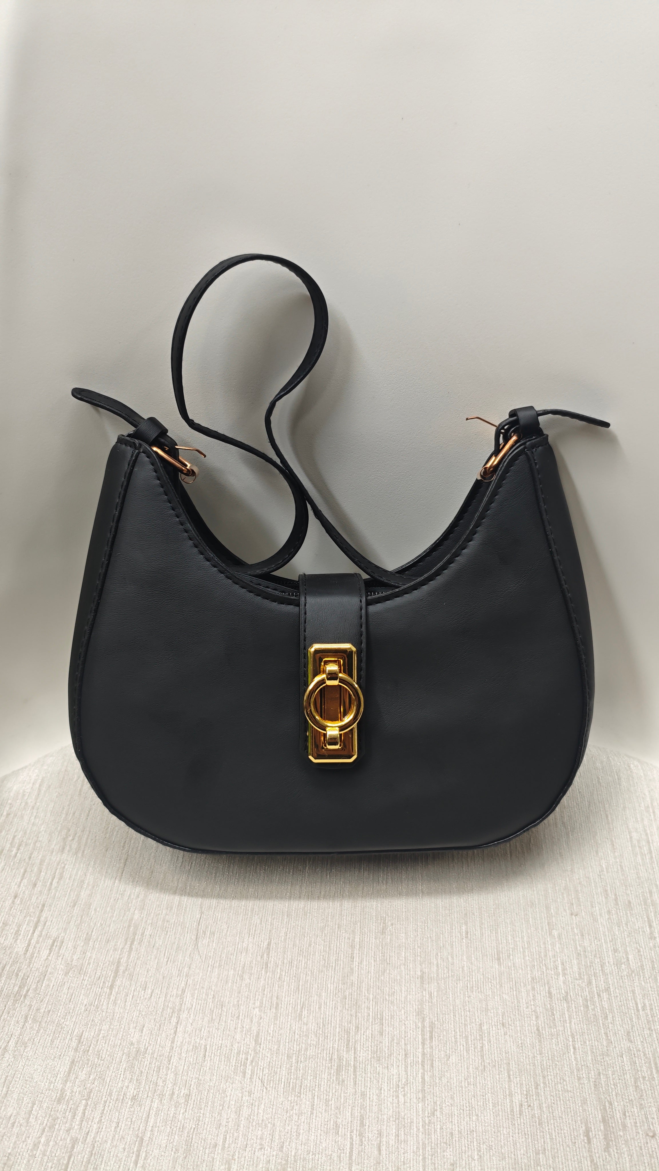 Summer Elegant Textured Underarm Shoulder Bag for Women 2026 New Fashion Premium Saddle Bag Stylish Ladies Handbag