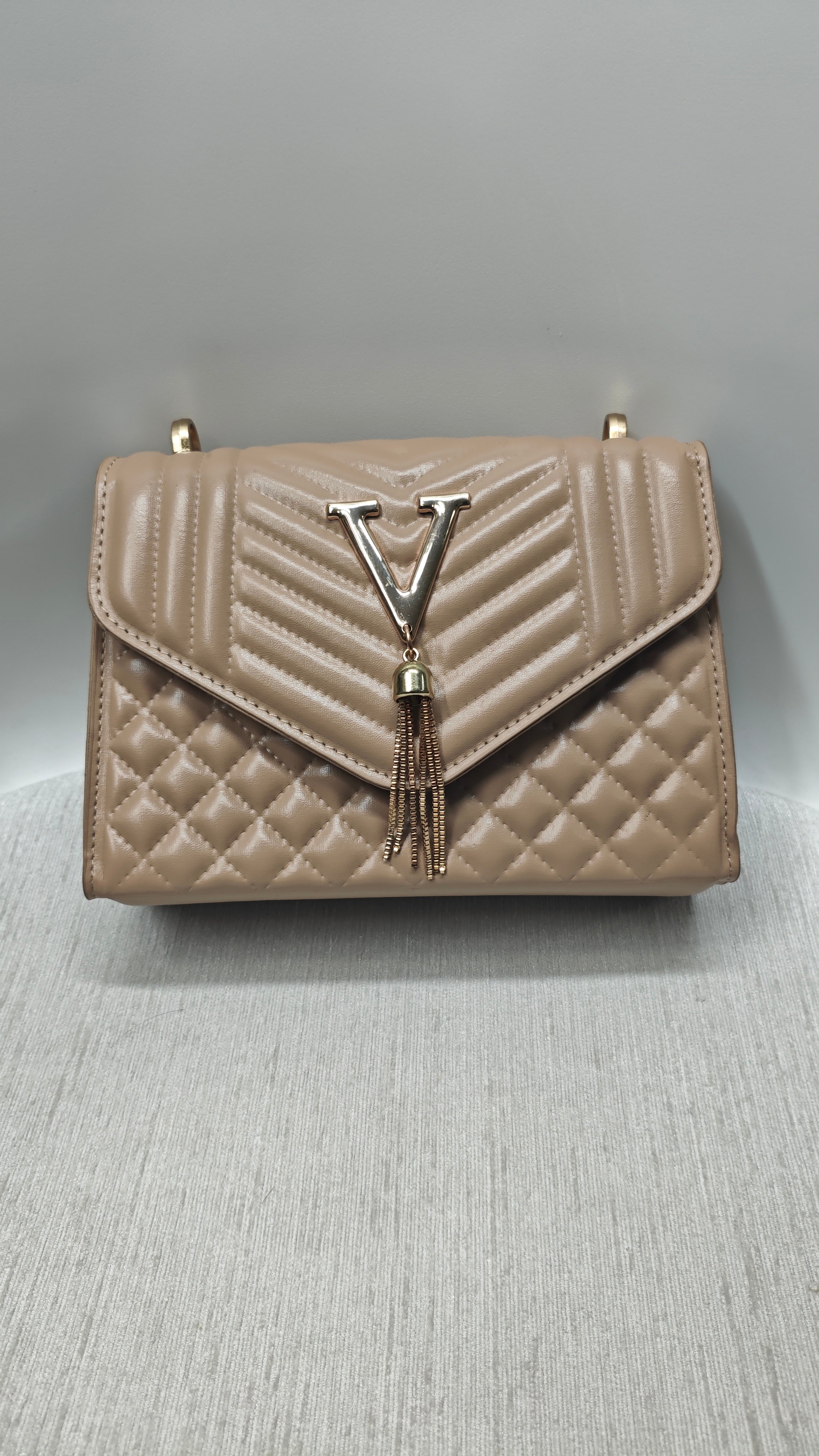 Luxury Tassel Women Shoulder Bag Elegant Chain Flap Design Premium PU Leather Crossbody Bag Ladies Fashion Handbag