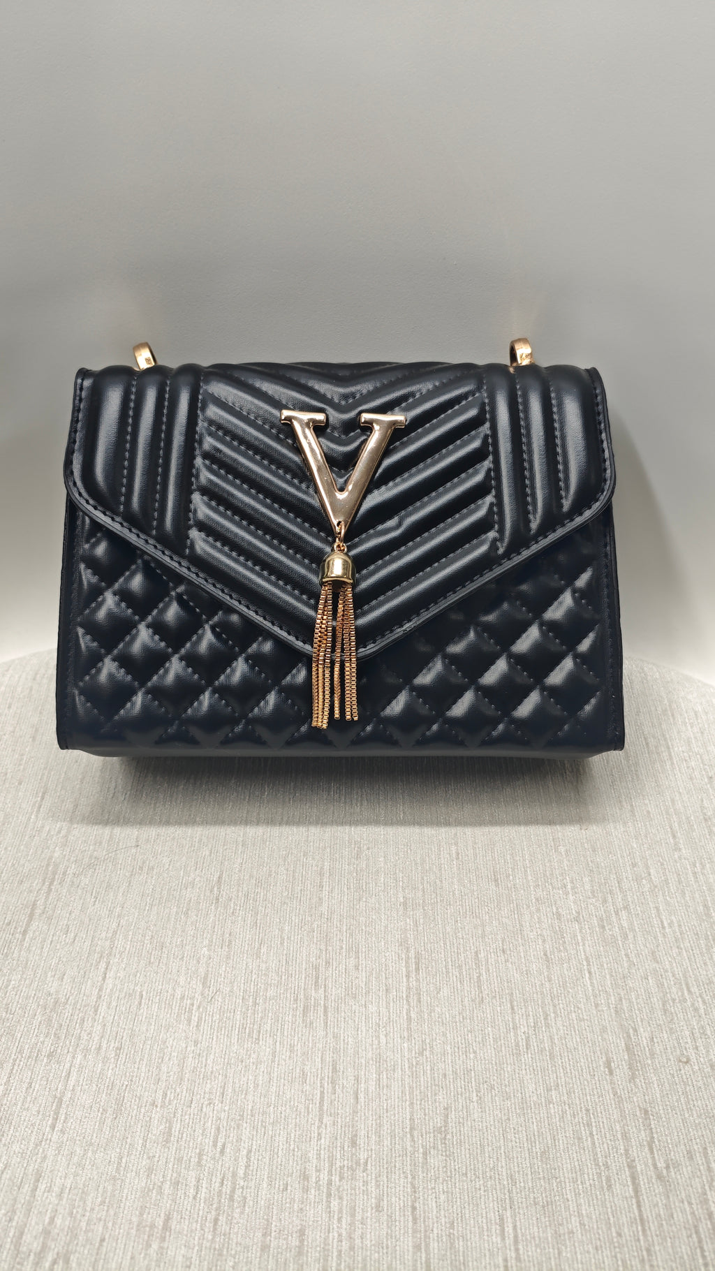 Luxury Tassel Women Shoulder Bag Elegant Chain Flap Design Premium PU Leather Crossbody Bag Ladies Fashion Handbag