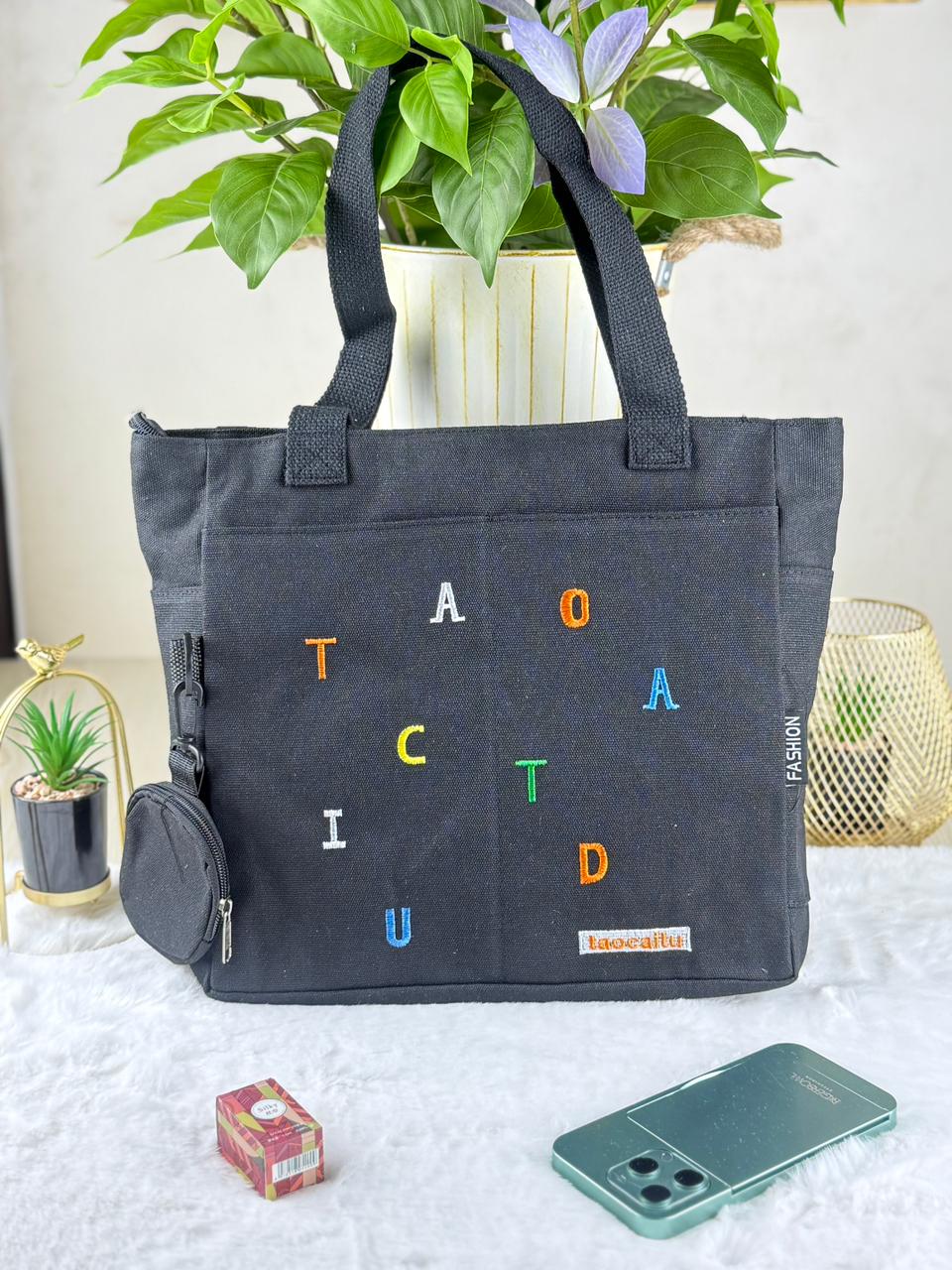 Fashionable Handheld Tote Bag