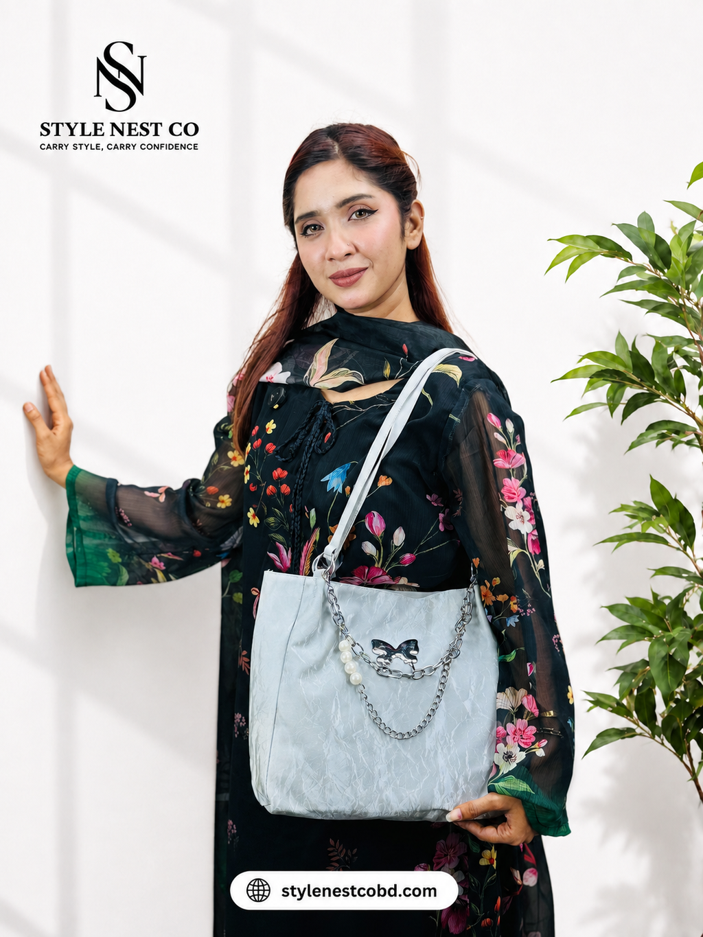 Simple & Fashionable Tote Bag