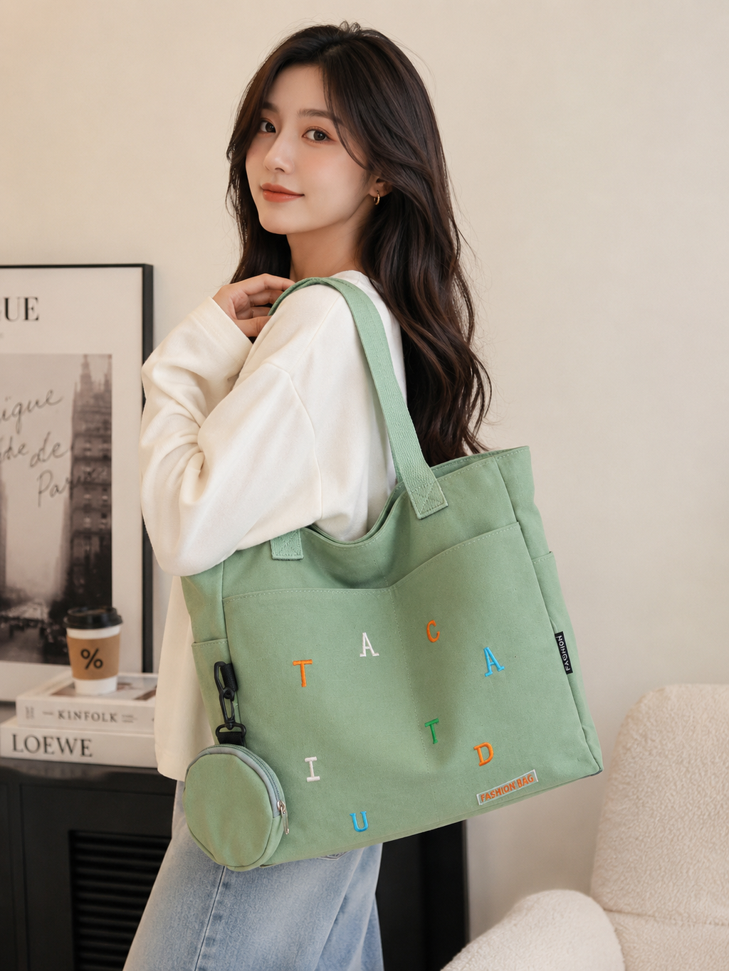 Fashionable Handheld Tote Bag