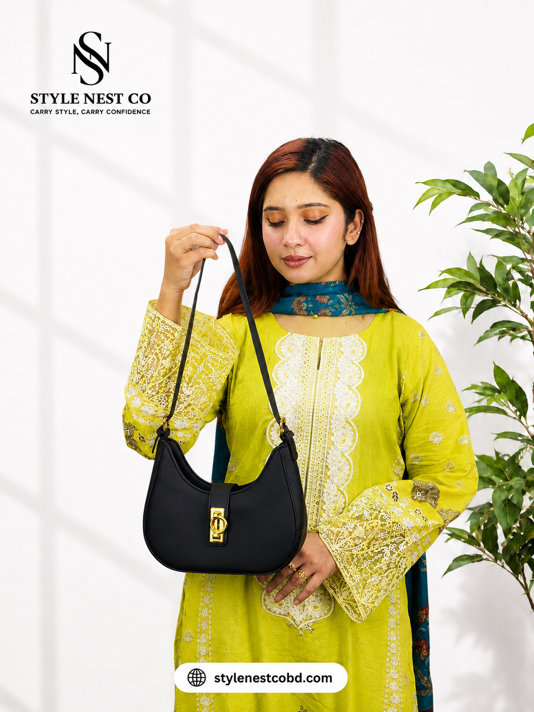 Vintage Chic Armpit Bag
