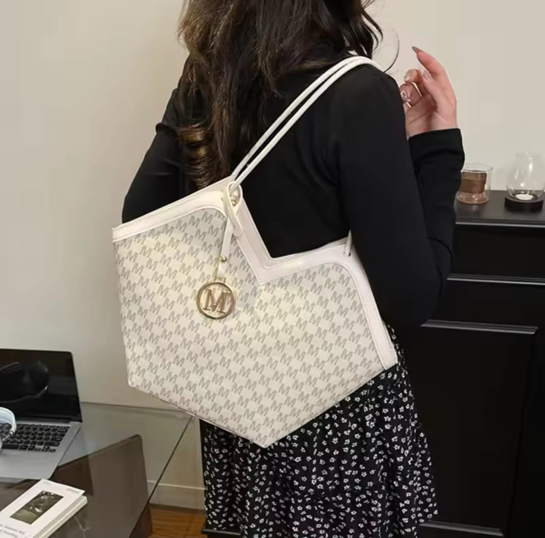 Classic Monogram Pattern Women’s Tote Shoulder Bag – Signature Print Handbag