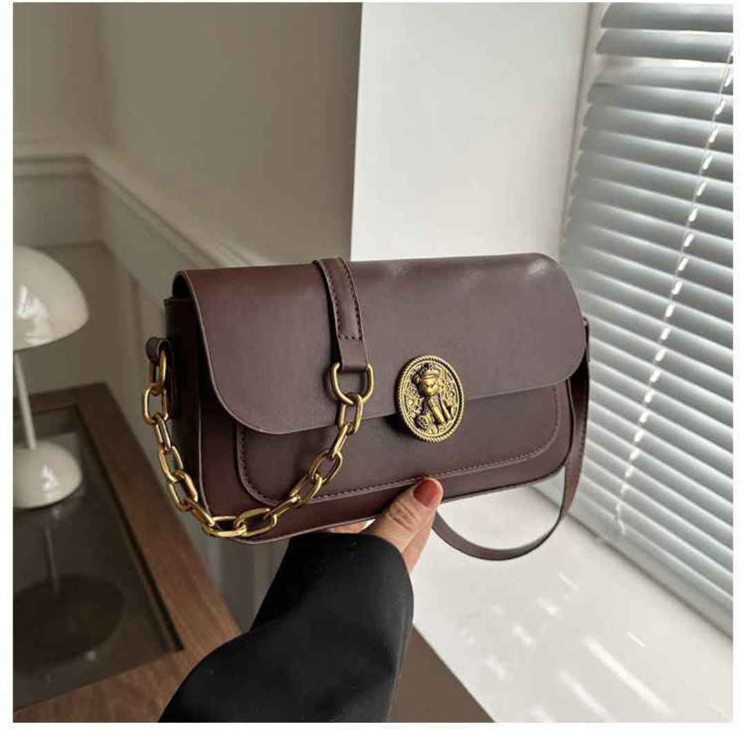 Vintage French Style Women’s Shoulder Bag – Minimalist European Crossbody Handbag