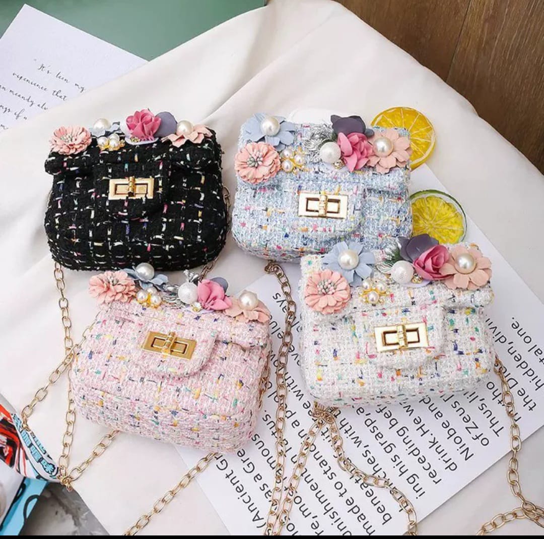 Cute 3D Flower Kids Handbag – Small Square Chain Bag for Girls