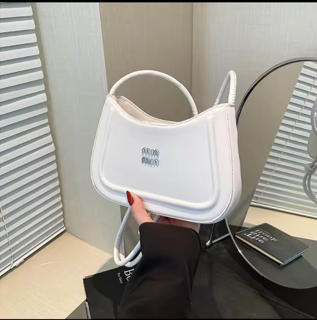 Korean Style Women’s Crescent Crossbody Shoulder Bag – High-End Fashion Handbag