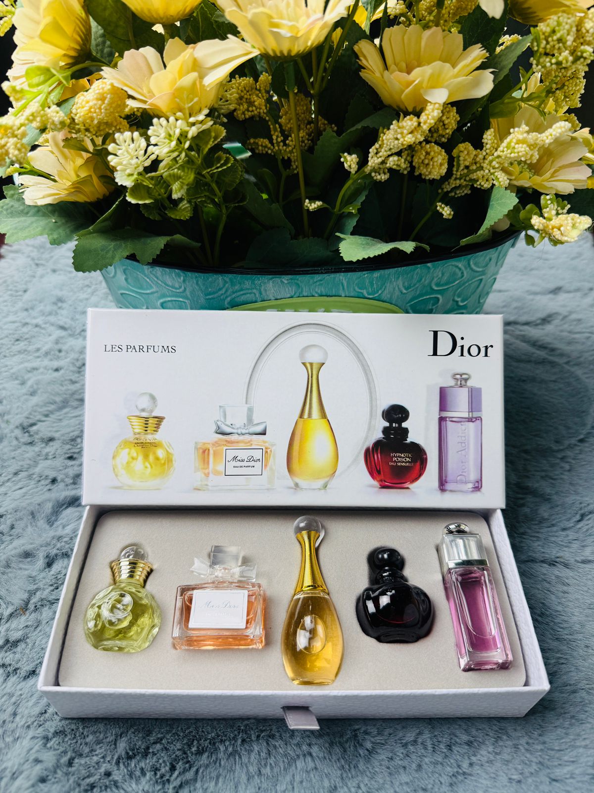 Dior 5 in 1 Perfume Gift Set – Luxury Mini Fragrance Collection