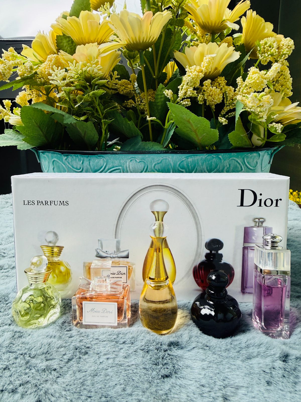 Dior 5 in 1 Perfume Gift Set – Luxury Mini Fragrance Collection