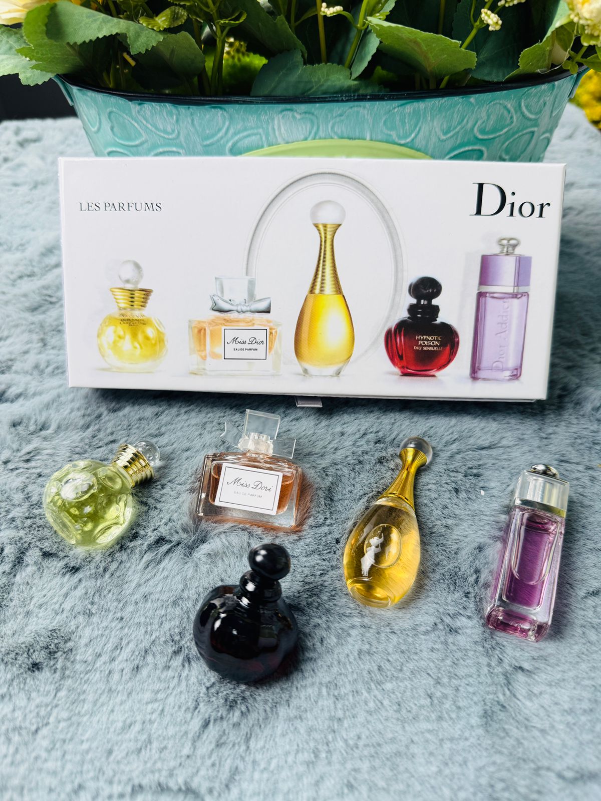 Dior 5 in 1 Perfume Gift Set – Luxury Mini Fragrance Collection