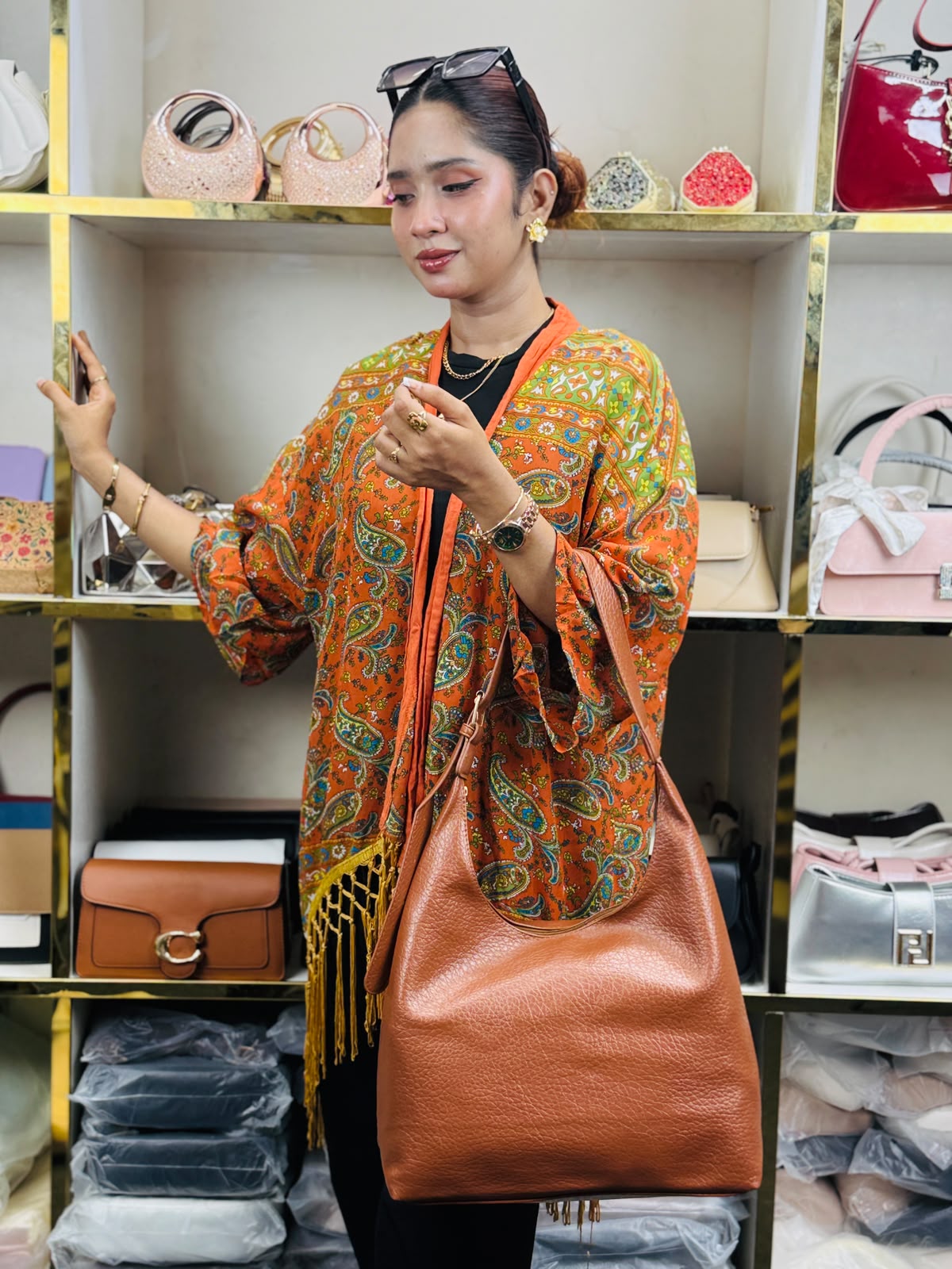 Retro Style Textured Tote Bag